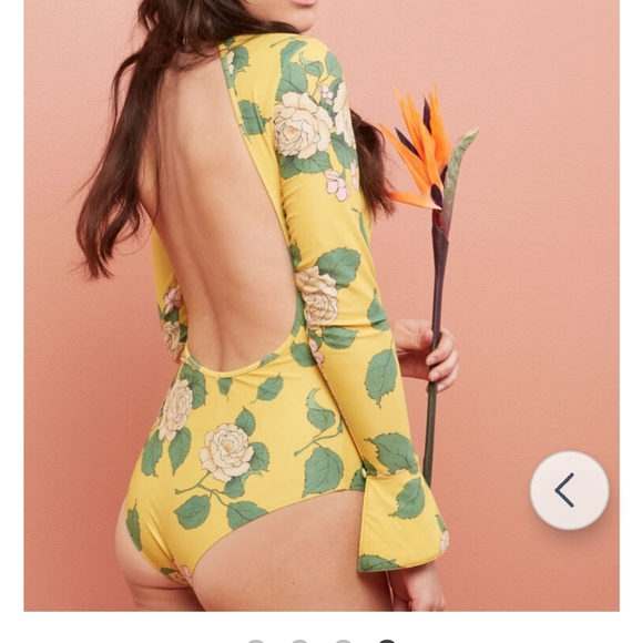 Offbeat Belle Long Sleeve One-Piece Swimsuit - Picture 7 of 9